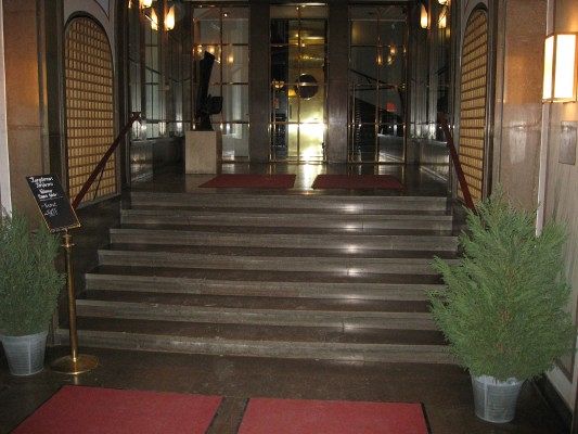 entré till Hedvalls Advokatbyrå